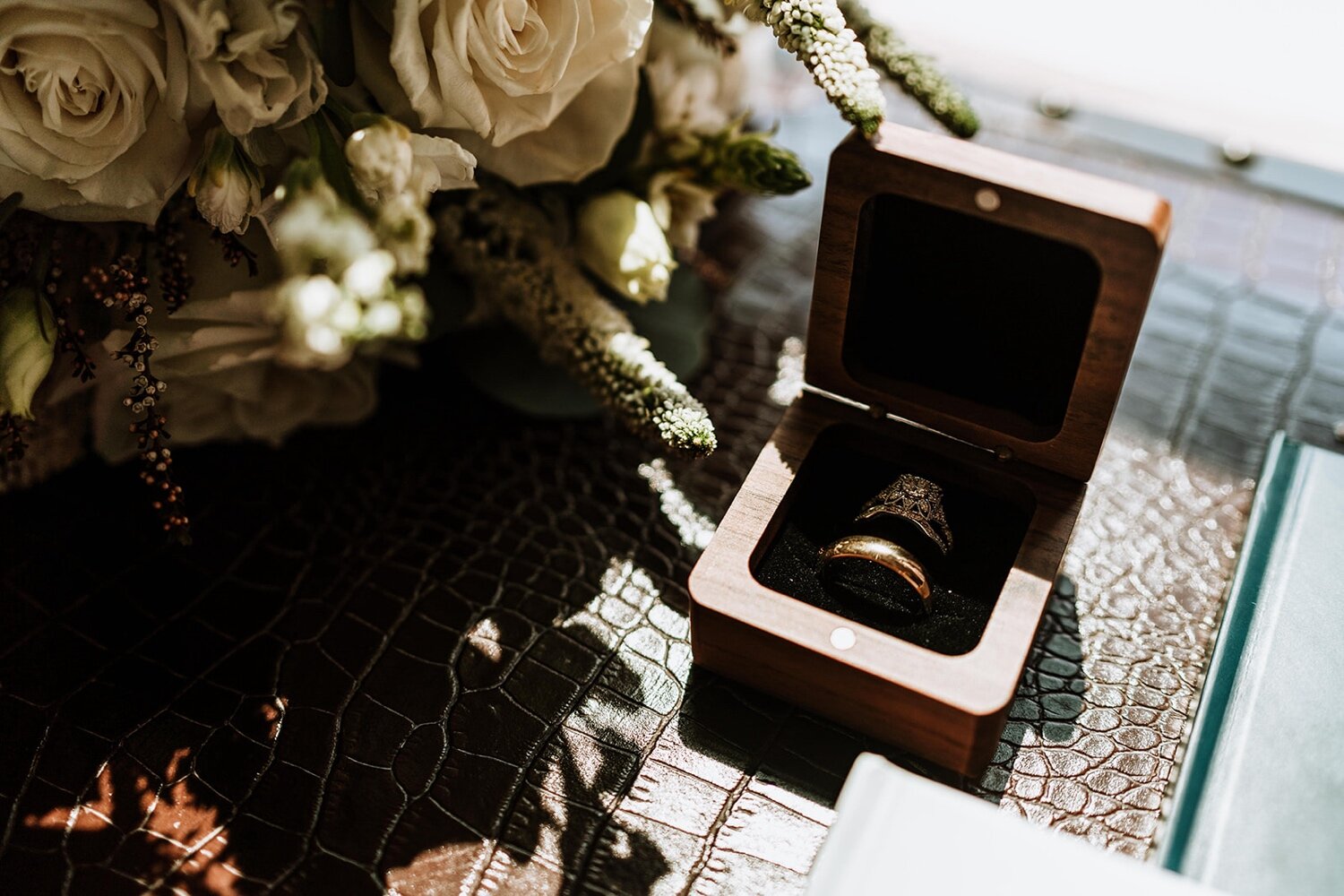 wedding ring made by Matthew Erickson Jewelers aurora