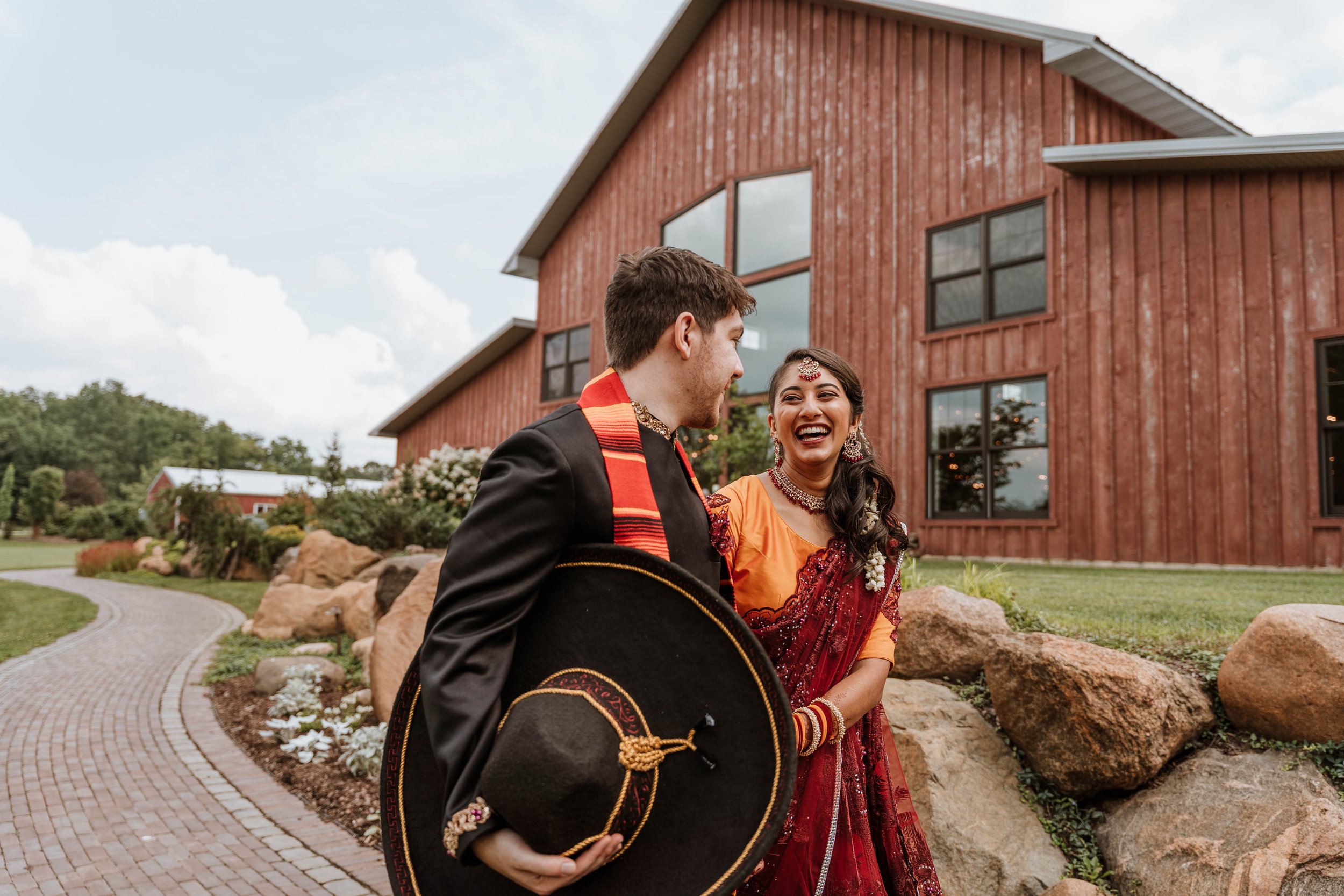 Multi-cultural wedding at Hornbakers Gardens Illinois