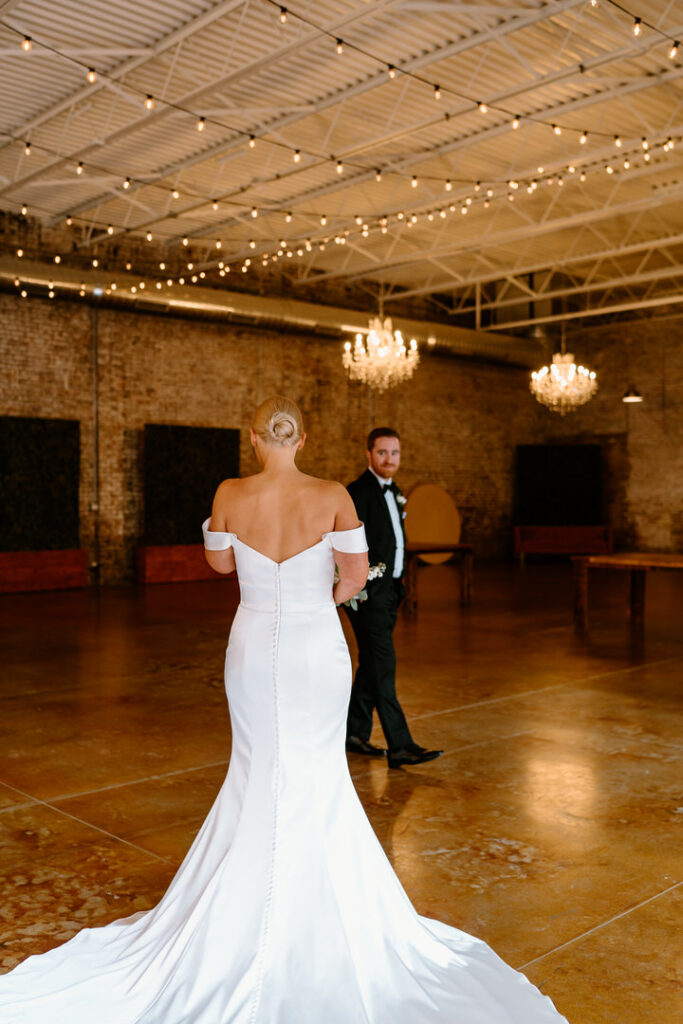 Chicago wedding photographer - The Carter Chicago